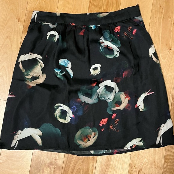 Flower silk skirt - Picture 3 of 3